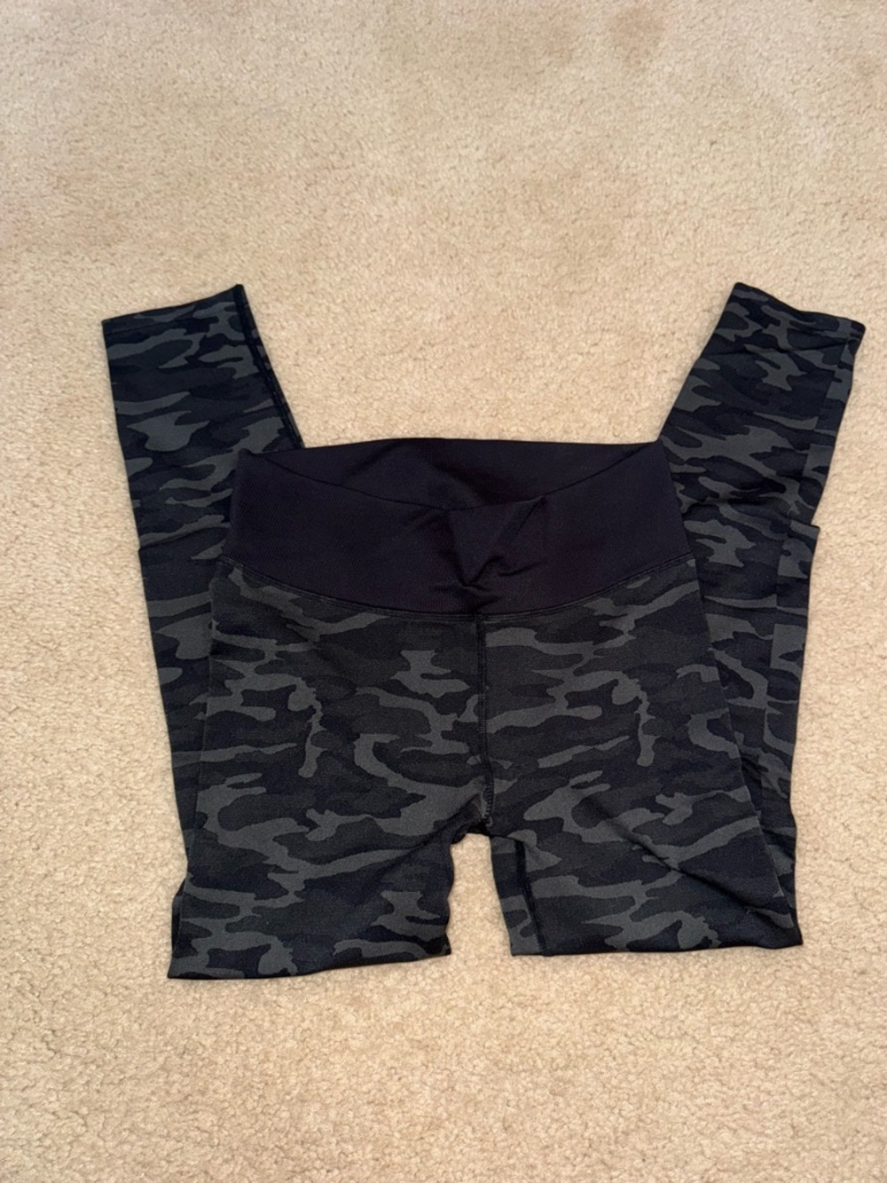 Splendid Black & Gray Camo High-Waist Leggings, Sz M